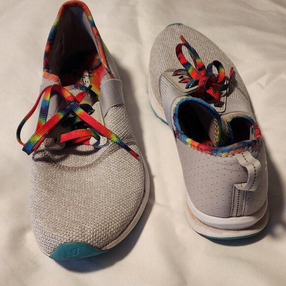 ew Balance Womens Nergize WXNRGTD Gray Running Shoes Sneakers Tie Dye - Size 8 - Picture 2 of 6